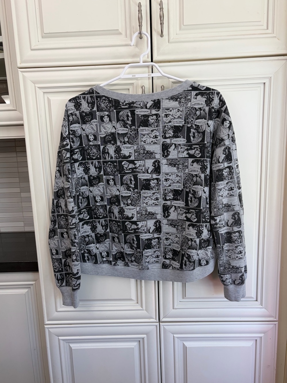 Star Wars women’s cropped graphic sweatshirt - Picture 6 of 12